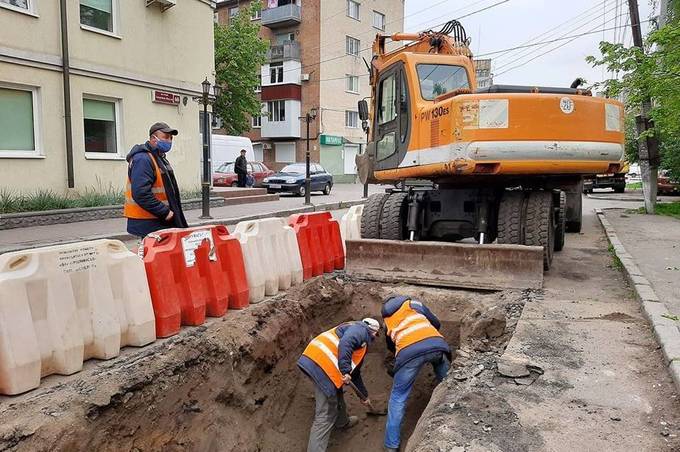 На вулиці Академіка Янгеля майже місяць триватиме ремонт тепломережі