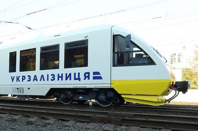 Укрзалізниця запустила додатковий поїзд через Вінницю 