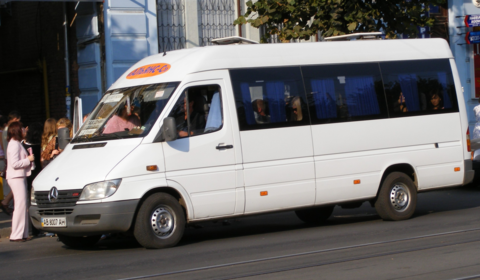 У зв’язку з реконструкцією вулиці Замостянської буде змінено рух маршруток