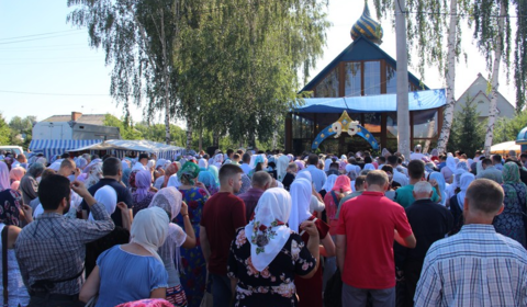 Тисячі вірян взяли участь у  Хресній ході з нагоди 95-ї річниці Калинівського Чуда