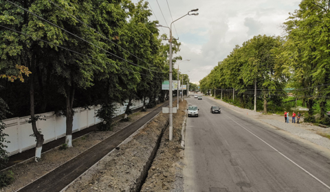 Нові тротуари, велодоріжки та ширша дорога: у Вінниці взялись за комплексний капремонт Гніванського шосе 