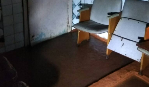 В обласній дитячі лікарні через зливу підтопило підвал