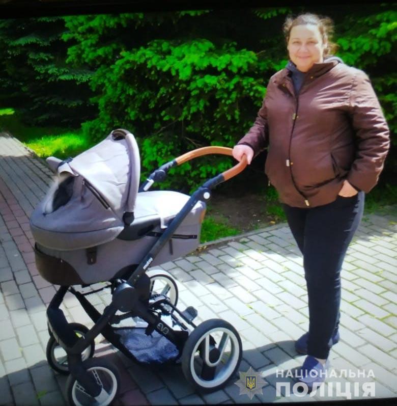 У Вінниці розшукують жінку, яка пішла з дому з місячним немовлям та зникла
