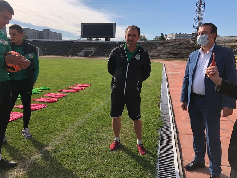 Сергій Борзов зустрівся із гравцями футбольного клубу «Нива»