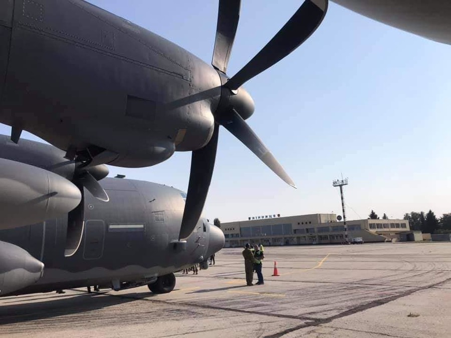 В аеропорт "Вінниця" прибула військова авіація НАТО