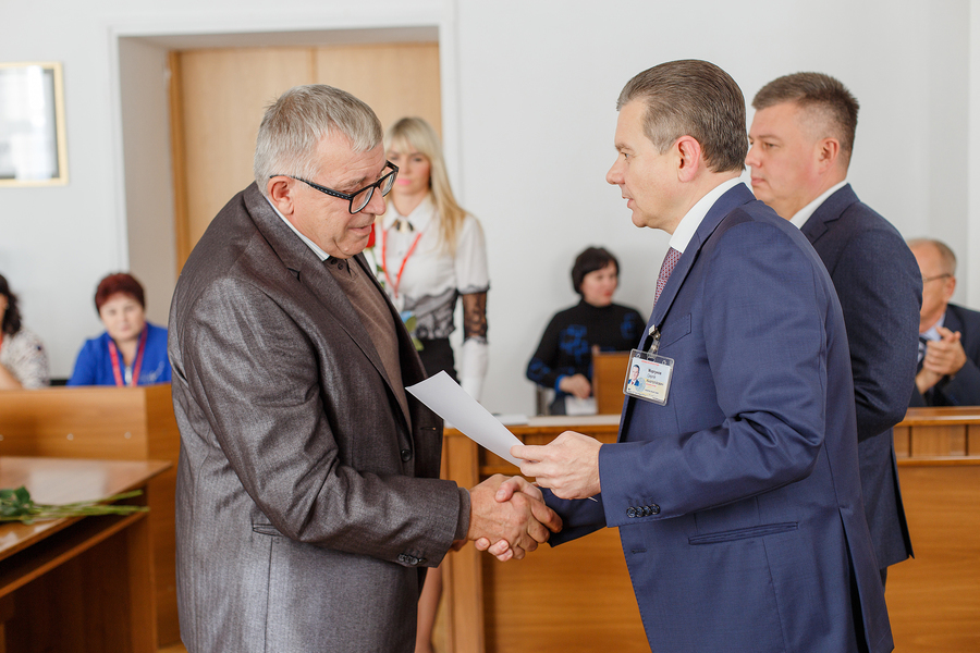 У міській раді вінницьких воїнів привітали з Днем захисника України