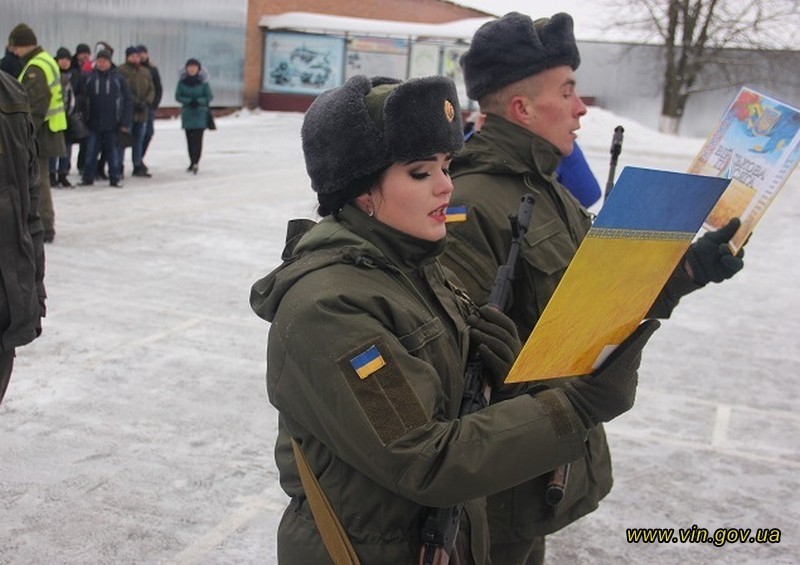 В Калинівці 163 військовослужбовці Нацгвардії присягнули на вірність  українському народові