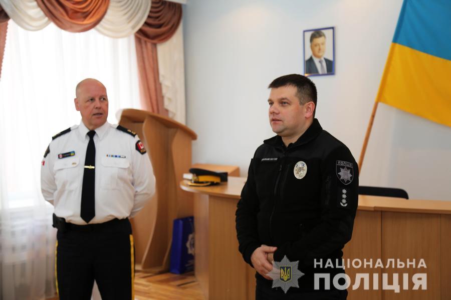 Представники Канадської поліцейської місії в Україні провели тренінг для вінницьких поліцейських