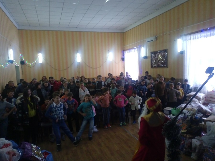 Сотні дітей Вінниччини отримали до свят приємні та потрібні подарунки від «Соціальної Справедливості»