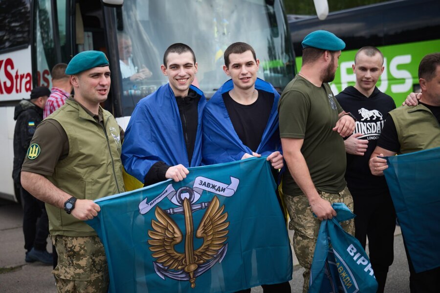 Повернення з полону
