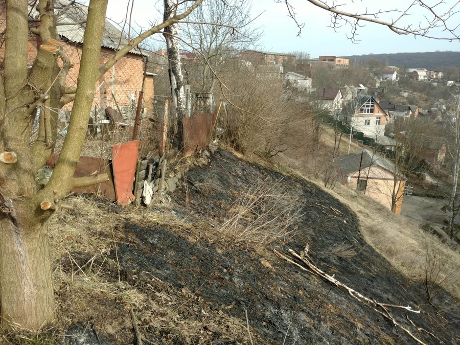 В мікрорайоні Сабарів за вихідні двічі гасили пожежу
