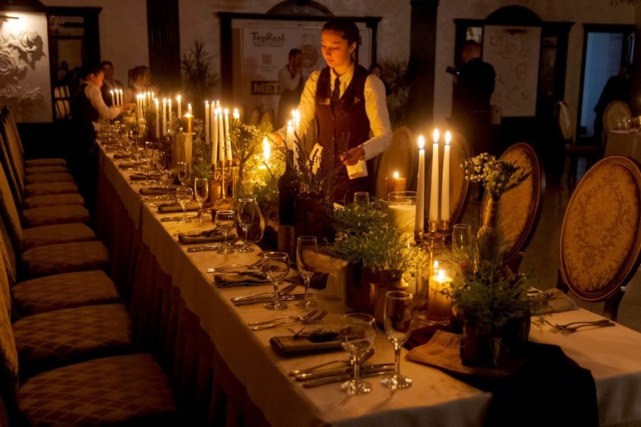 Другий сезон кулінарного проекту: епоха Відродження на вечері в ресторані «Ренесанс»