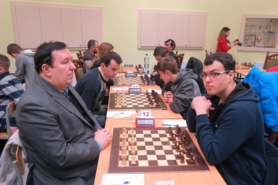 У Вінниці стартував перший чемпіонат України з шахів серед аматорів