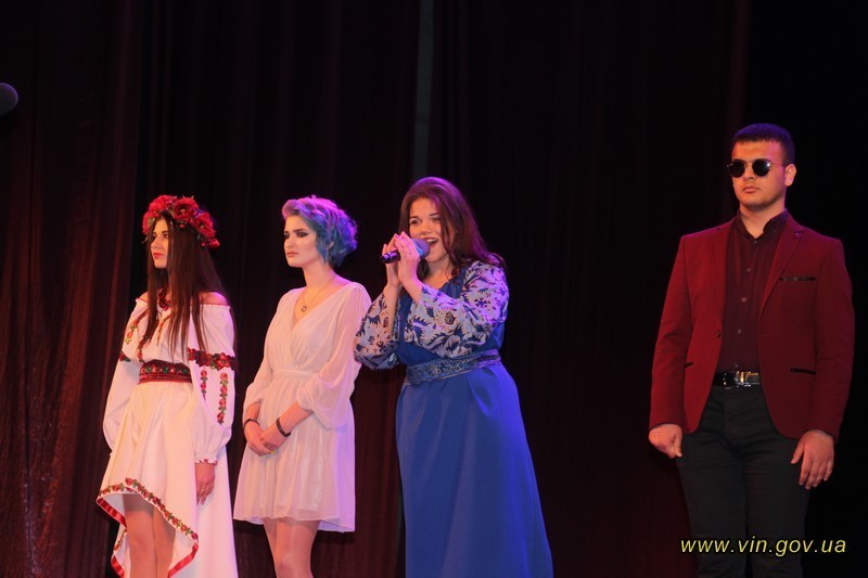 У Вінниці відбувся ІІІ Міжнародний пісенний фестиваль-конкурс «Золотий птах»