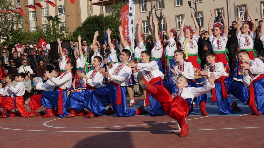 Вінницький ансамбль танцю «Радість» представляв Україну в Туреччині на фестивалі «Троя»