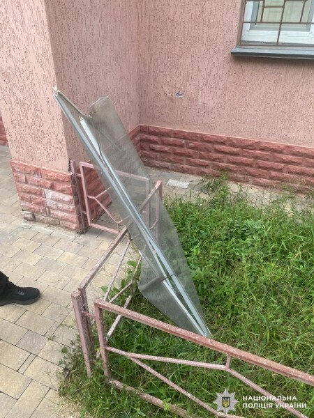 У лікарні померла 8-річна дівчинка, яка випала з вікна дев'ятого поверху