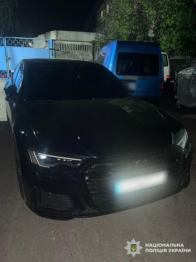 У Вінниці поліція припинила діяльність двох масштабних шахрайських кол-центрів (фото)