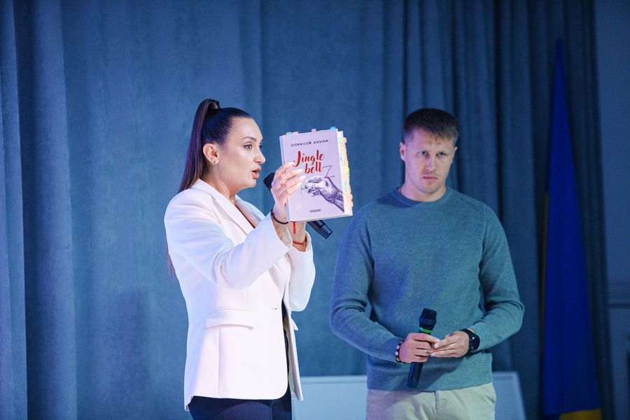 У Вінниці презентували книгу Олексія Анулі про досвід російського полону
