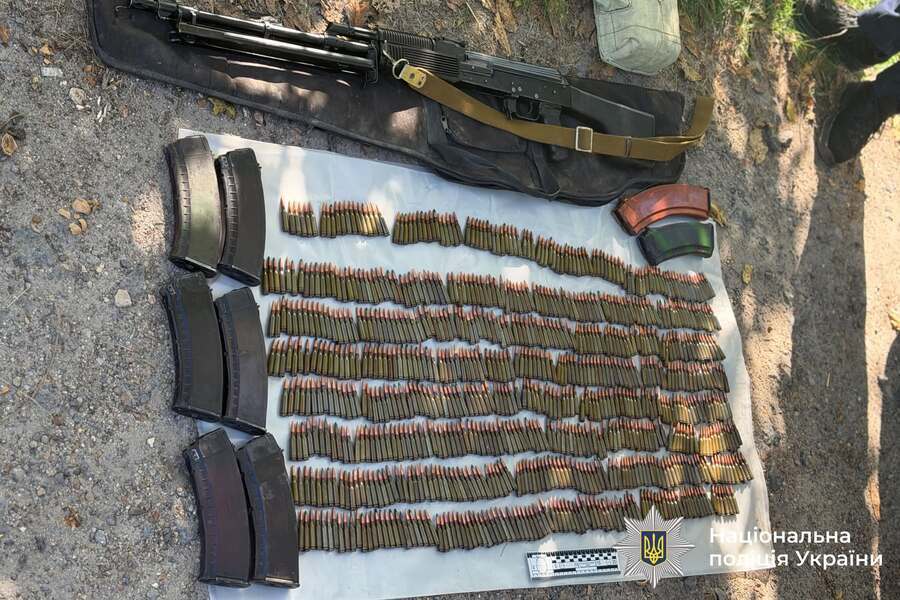 На Могилів-Подільщині поліцейські та СБУ викрили збут зброї