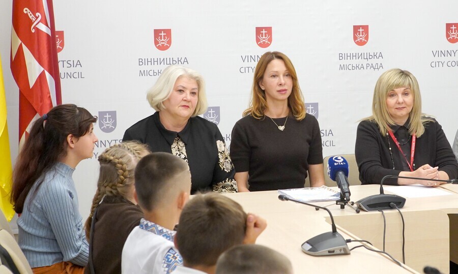 У Вінниці 265 школярів написали листи полеглим Захисникам