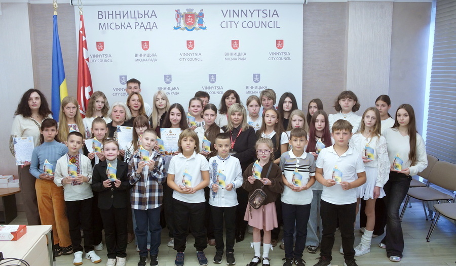 У Вінниці 265 школярів написали листи полеглим Захисникам