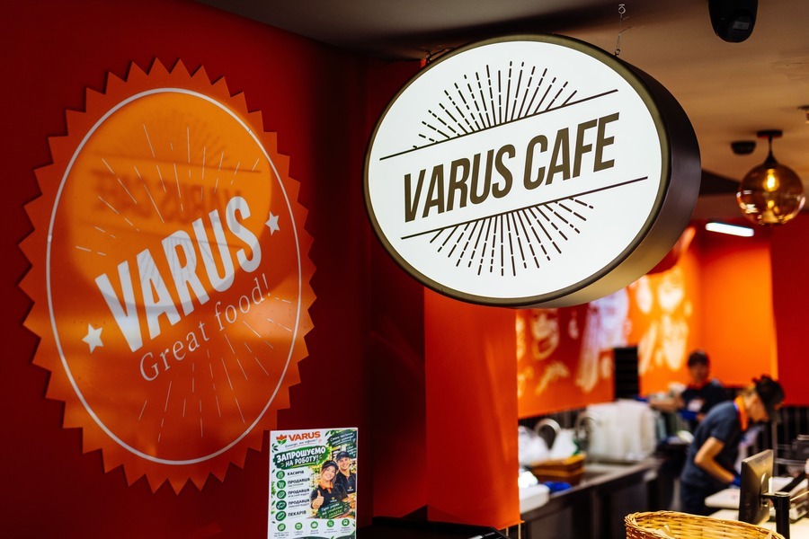 Готова вечеря, свіжа випічка і Scan&Go: у Вінниці відкрився новий VARUS