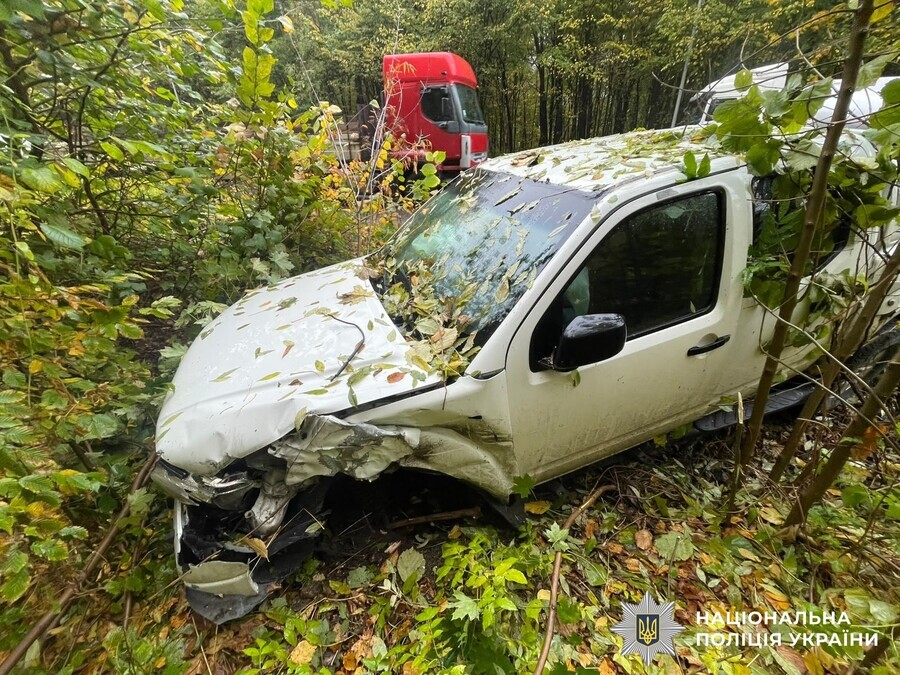 На об’їзній Вінниці сталася аварія за участю чотирьох авто: є травмована