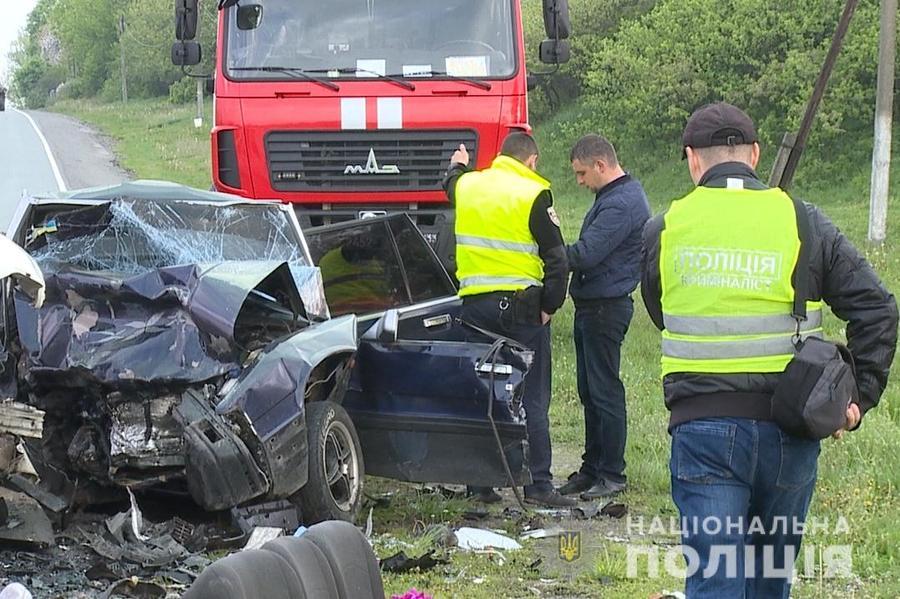 В Козятинському районі через зіткнення двох авто загинуло четверо людей