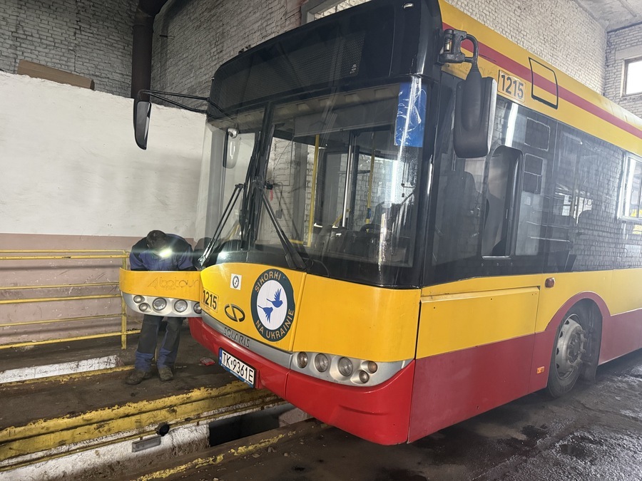 Польські автобуси для Вінниці: як їх готують до перевезення пасажирів