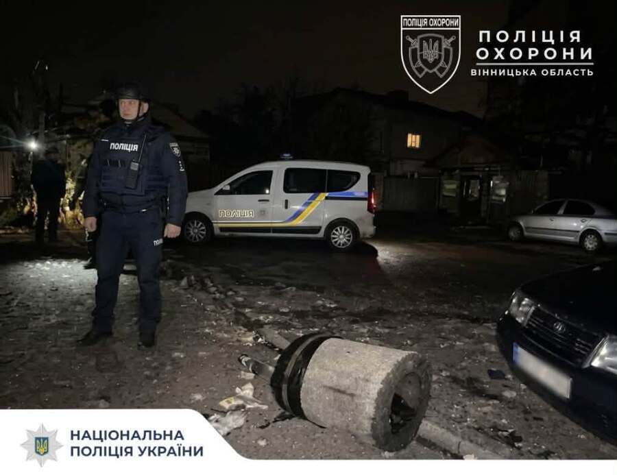 У Жмеринці вночі розбили вікно й двері магазину: поліція затримала підозрюваного