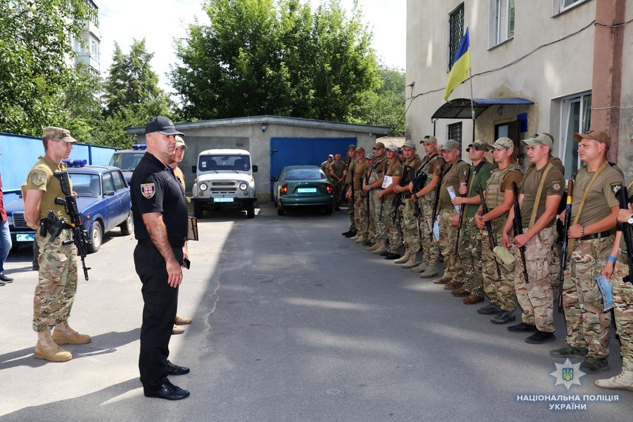 Вінницькі поліцейські повернулись зі Сходу України