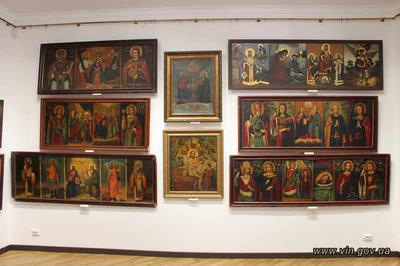 Володимр Козюк представив  на загал приватну колекцію подільських ікон