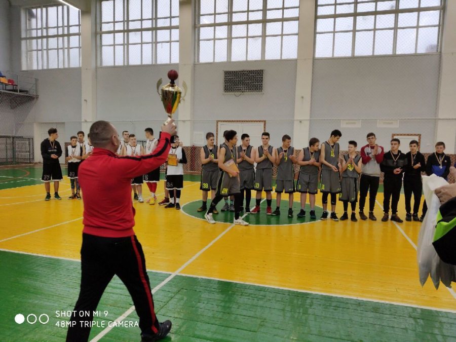 Баскетбольний сезон на Вінниччині відкрили обласним чемпіонатом в Іллінцях