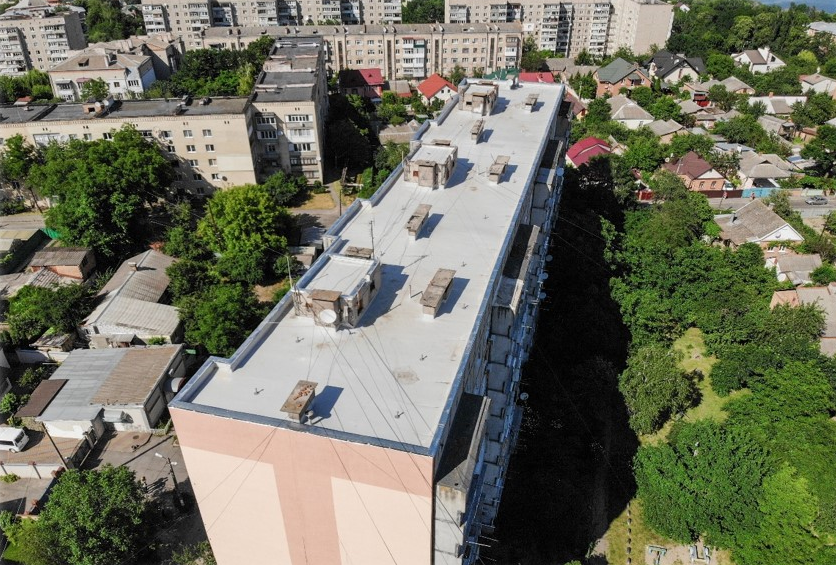 У Вінниці в цьому році вже відремонтували дахи у 17 житлових будинках