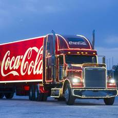 Новорічна вантажівка Coca-Cola #БудьСантою