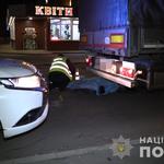 У Вінниці під колесами вантажівки загинула пенсіонерка: жінка переходила дорогу по пішохідному переходу на зелене світло