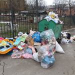 Не робити дитбудинкам «ведмежої послуги» закликають волонтери