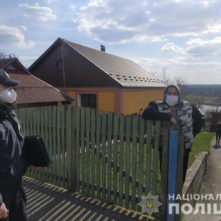 Вінницькі правоохоронці перевіряють осіб, які зобовязались дотримуватися самоізоляції